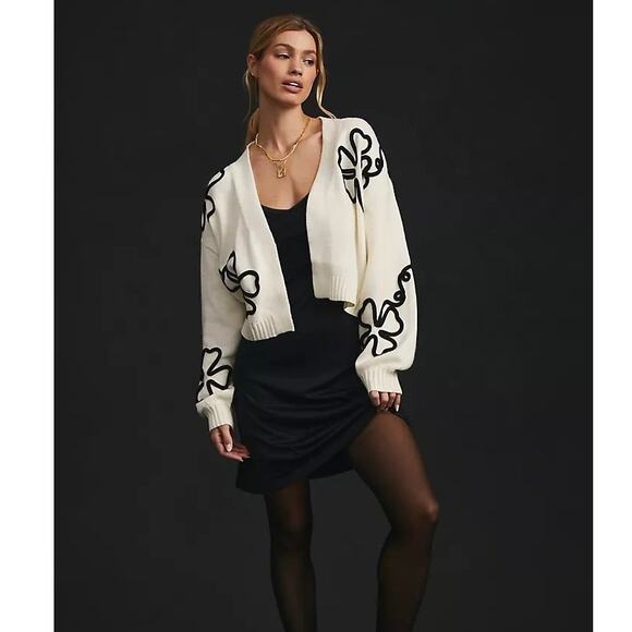 Anthropologie Sweaters - Anthropologie x Maeve Cropped Floral Cardigan Sweater - OS